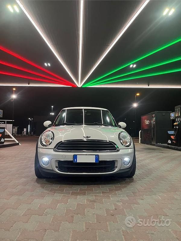 Usata Mini Cooper D 2012 Utilitaria