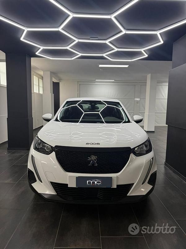Usata Peugeot 2008 Allure 2021 Bianco SUV