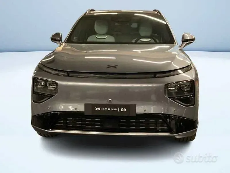 Usata XPENG G9 AWD Performance 423 kW (576 CV) 2026 Grigio SUV