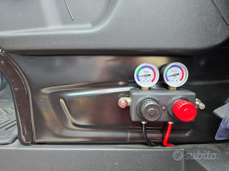 Usata Ford Transit 131 CV (96 kW) 2018 Rosso