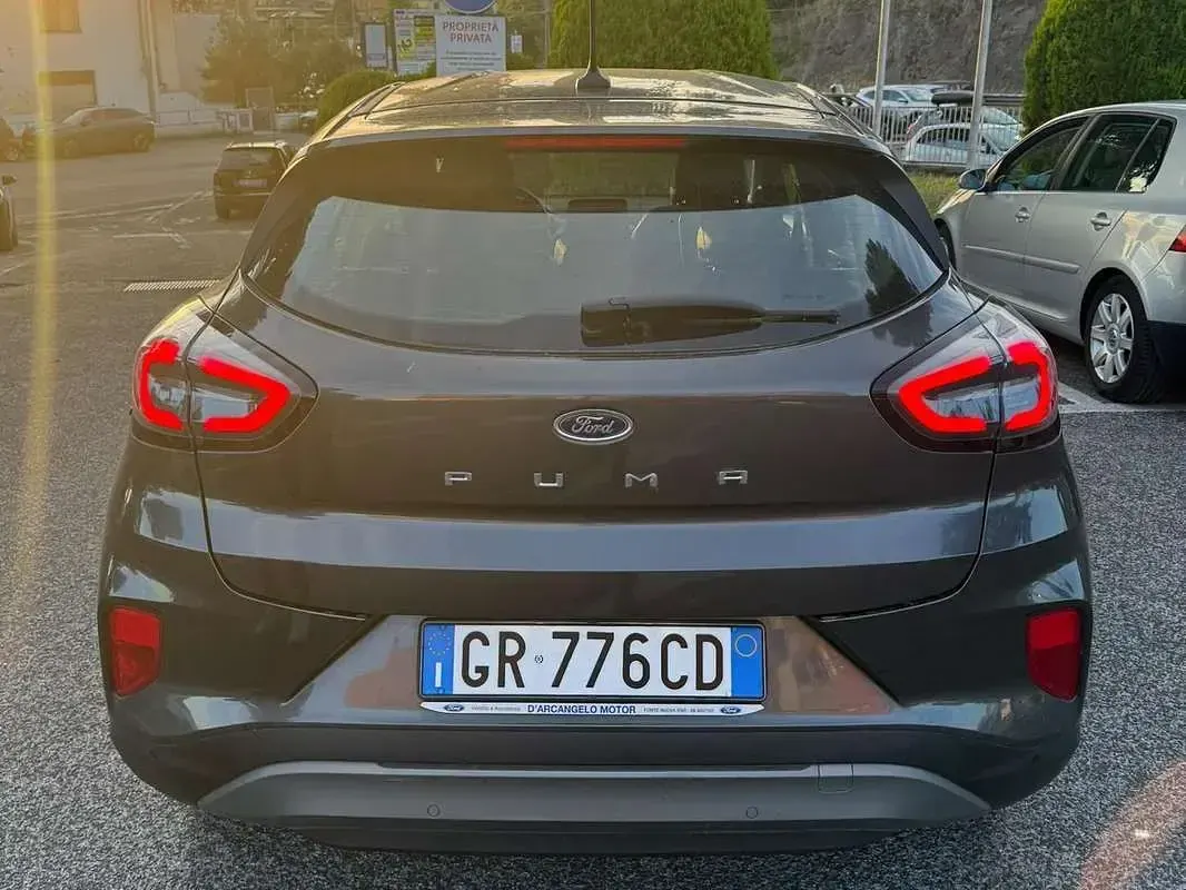 Usata Ford Puma Titanium 125 CV (91 kW) 2023 Grigio SUV