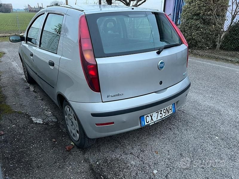 Usata Fiat Punto 60 CV (44 kW) 2003 Berlina