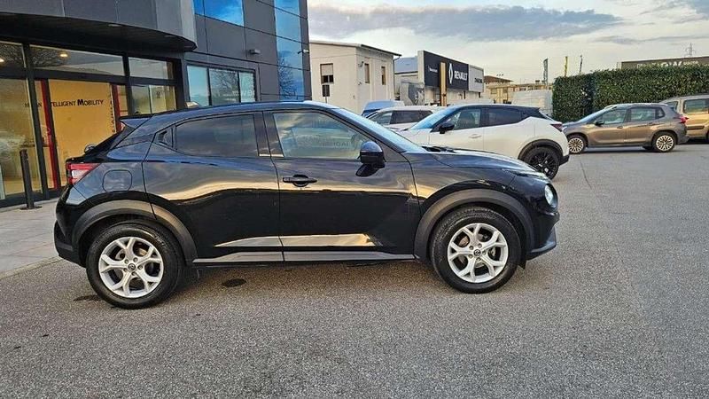 Usata Nissan Juke N-Connecta 114 CV (83 kW) 2022 Nero SUV