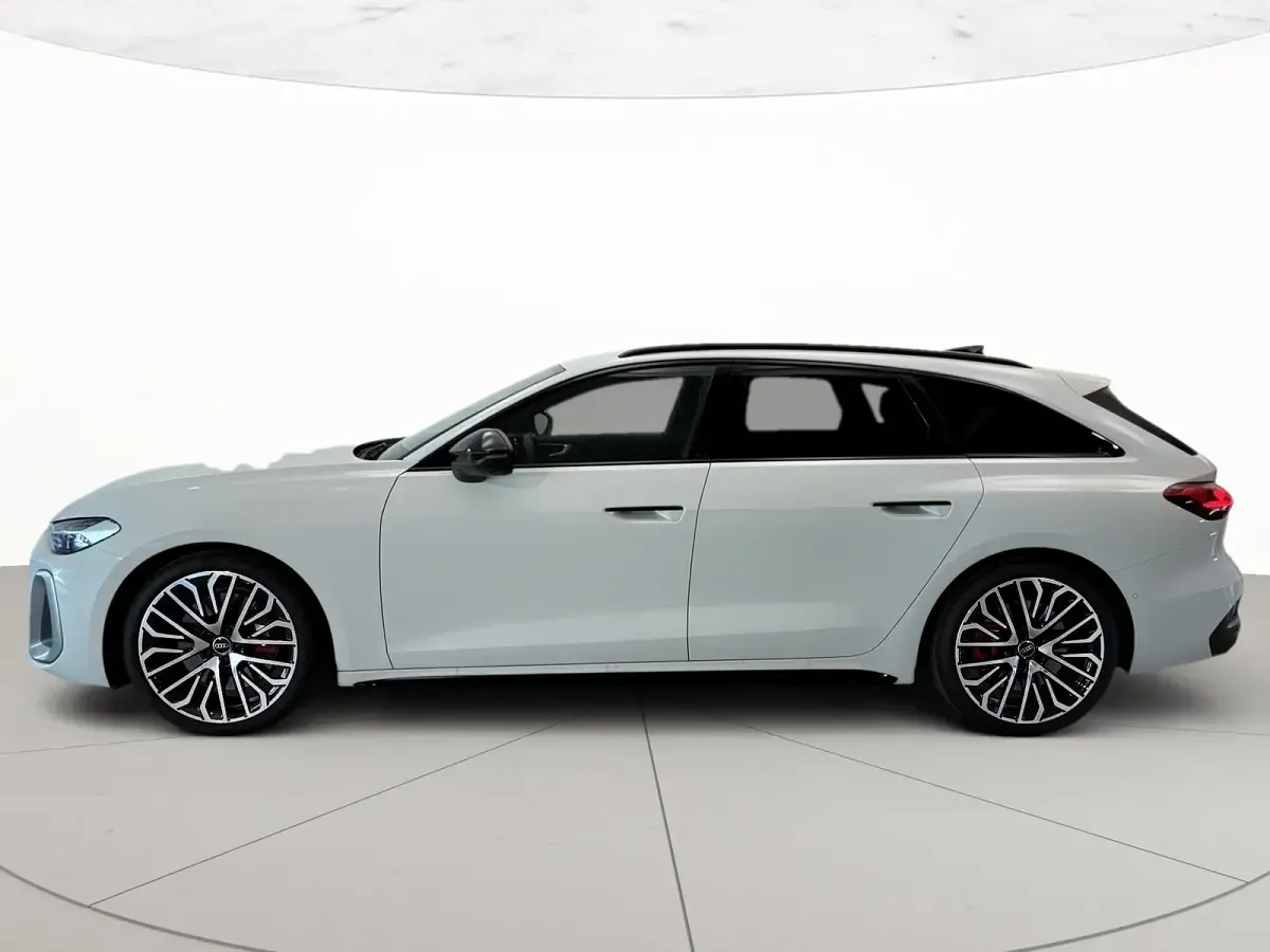 Usata Audi S5 367 CV (269 kW) 2025 Bianco ghiacciaio metallizzato Station wagon