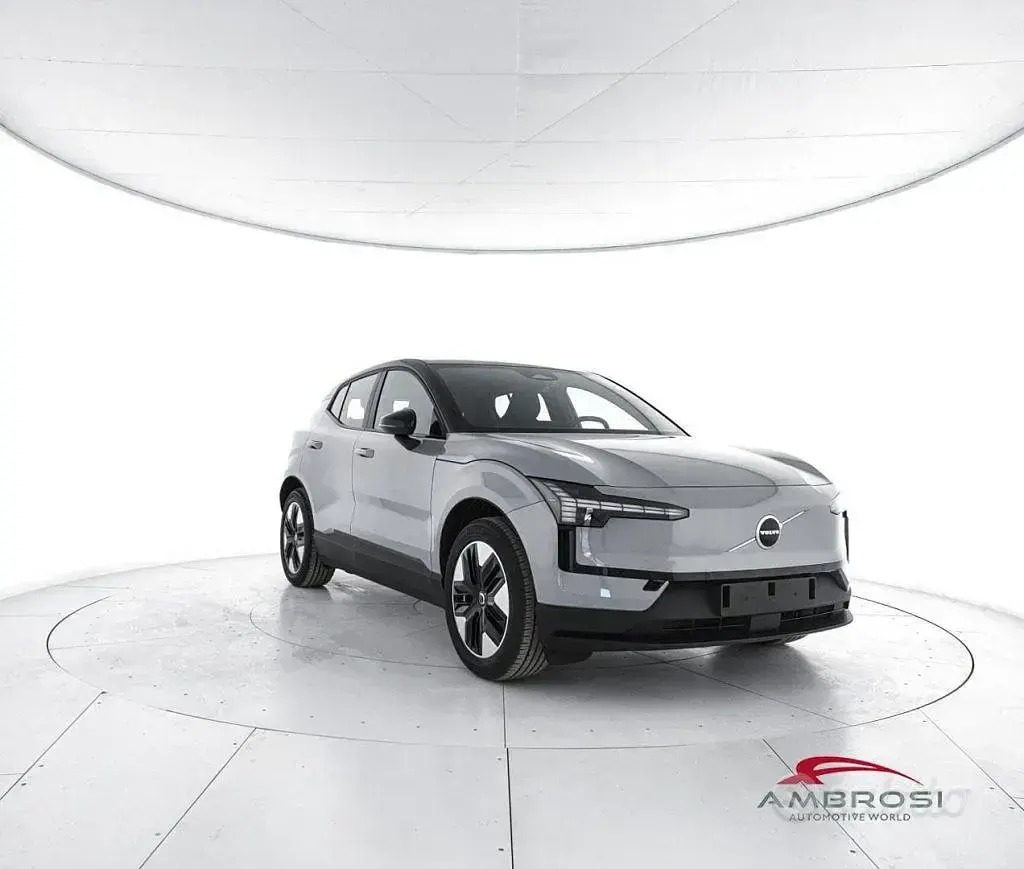 Nuova Volvo EX30 Plus 149 kW (203 CV) 2026 Grigio SUV