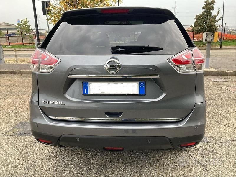 Usata Nissan X-Trail 130 CV (95 kW) 2015 Grigio SUV