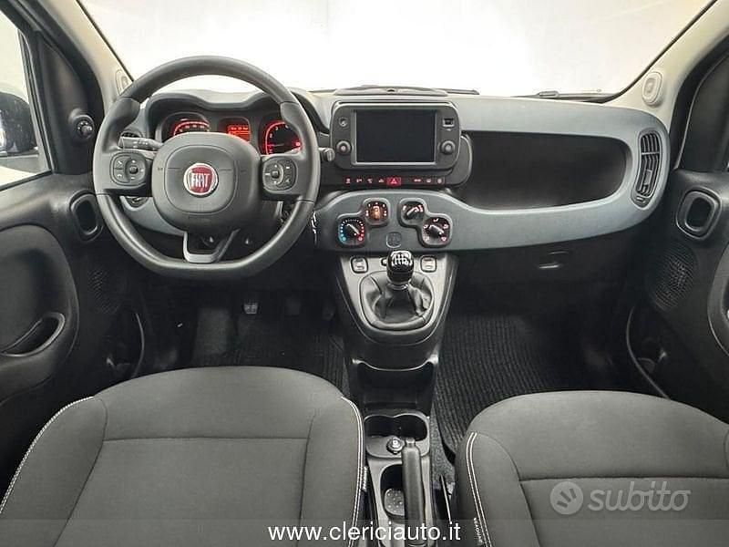 Usata Fiat Panda Cross Cross 69 CV (50 kW) 2024 Bianco Utilitaria