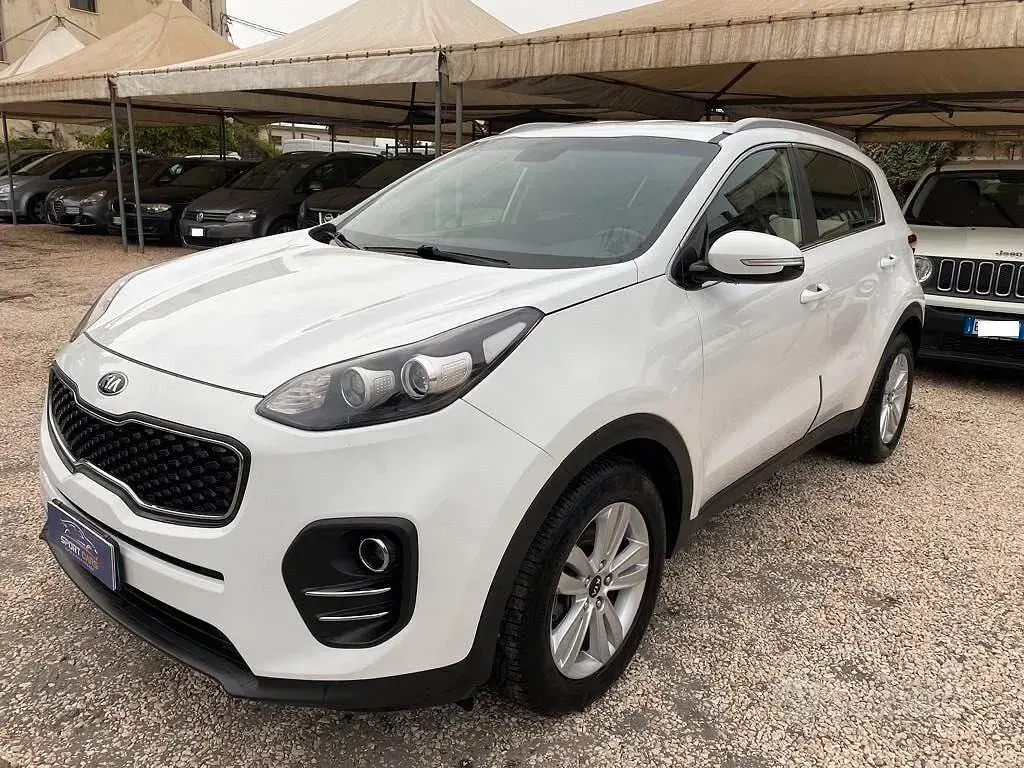Usata Kia Sportage Style 116 CV (85 kW) 2016 Bianco SUV