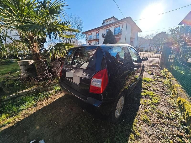 Usata Citroën C2 Elegance 60 CV (44 kW) 2006 Nero Utilitaria