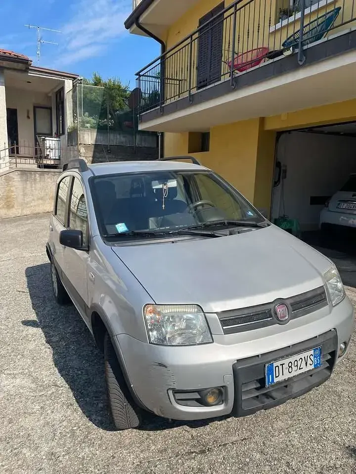 Usata Fiat Panda 4x4 60 CV (44 kW) 2009 Other Utilitaria