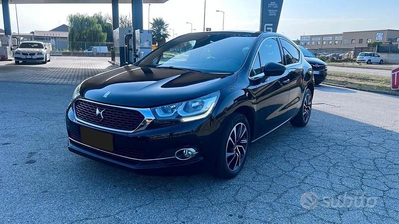 Usata DS Automobiles DS4 Business 120 CV (88 kW) 2017 Nero Berlina