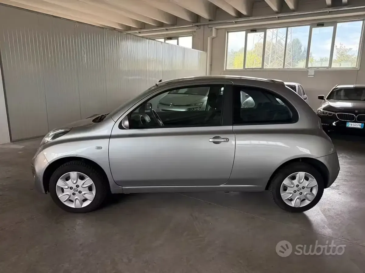 Usata Nissan Micra 80 CV (58 kW) 2009 Grigio Berlina