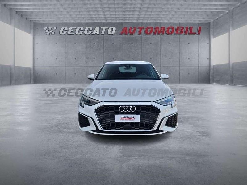 Usata Audi A3 Sportback S-Line 116 CV (85 kW) 2024 Bianco Utilitaria