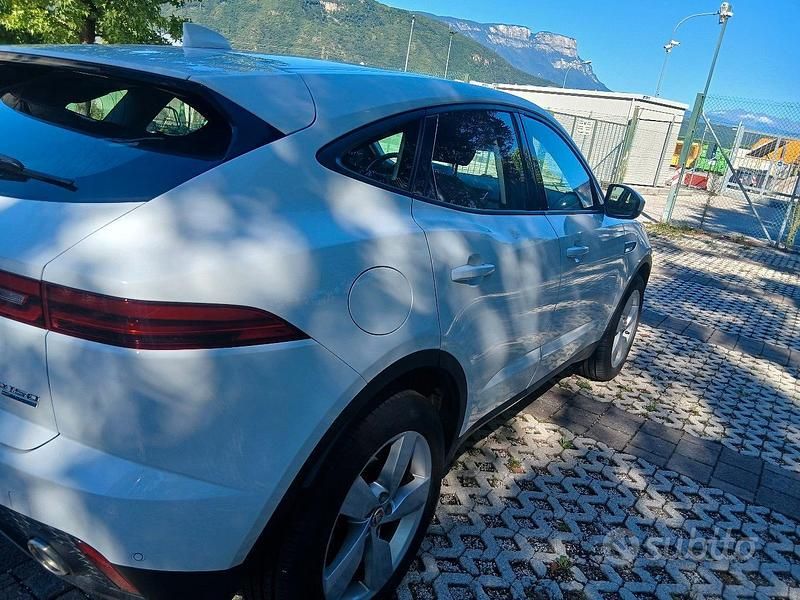 Usata Jaguar E-Pace 200 CV (147 kW) 2019 Bianco SUV