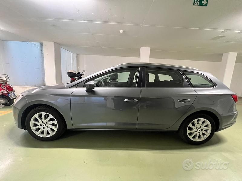 Usata Seat Leon 105 CV (77 kW) 2015 Grigio Station wagon