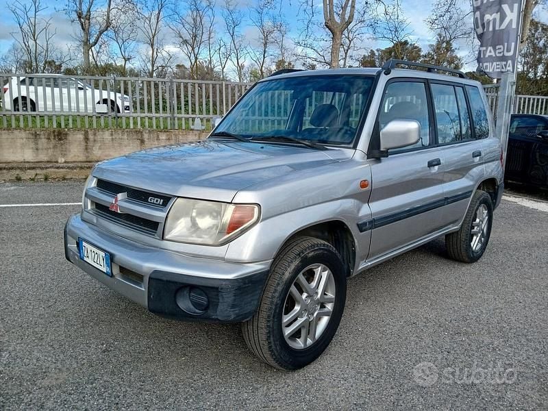 Usata Mitsubishi Pajero 129 CV (94 kW) 2001 Argento SUV