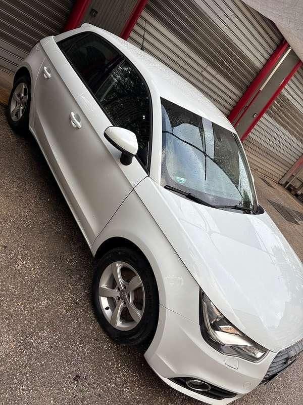 Usata Audi A1 Ambiente 105 CV (77 kW) 2012 Bianco Berlina