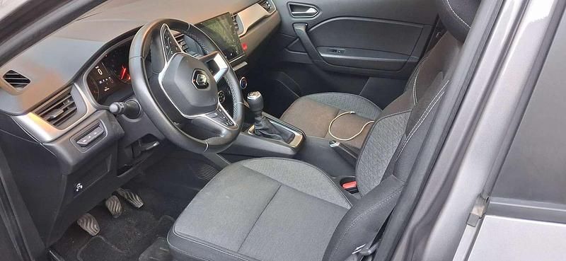 Usata Renault Captur Equilibre 101 CV (74 kW) 2023 Grigio SUV