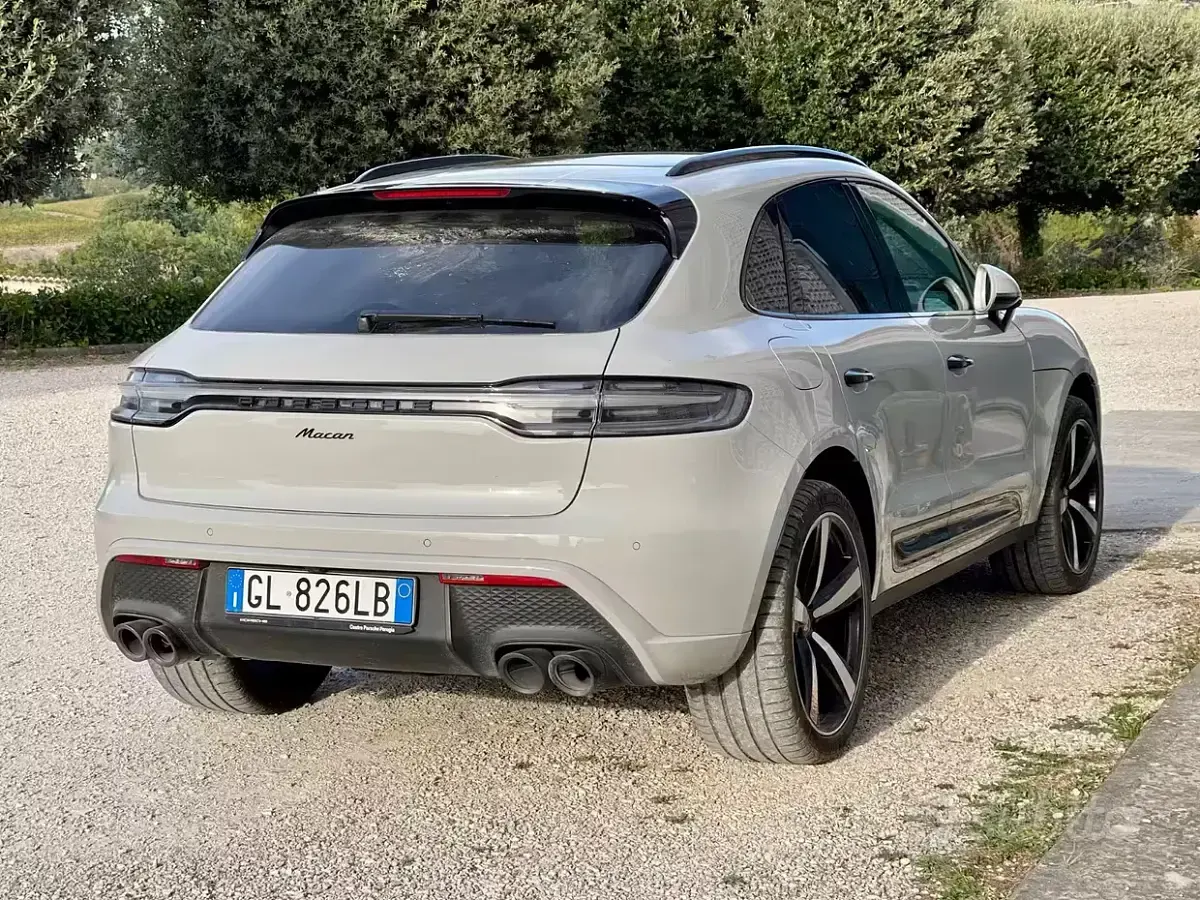 Usata Porsche Macan 265 CV (194 kW) 2022 Grigio SUV