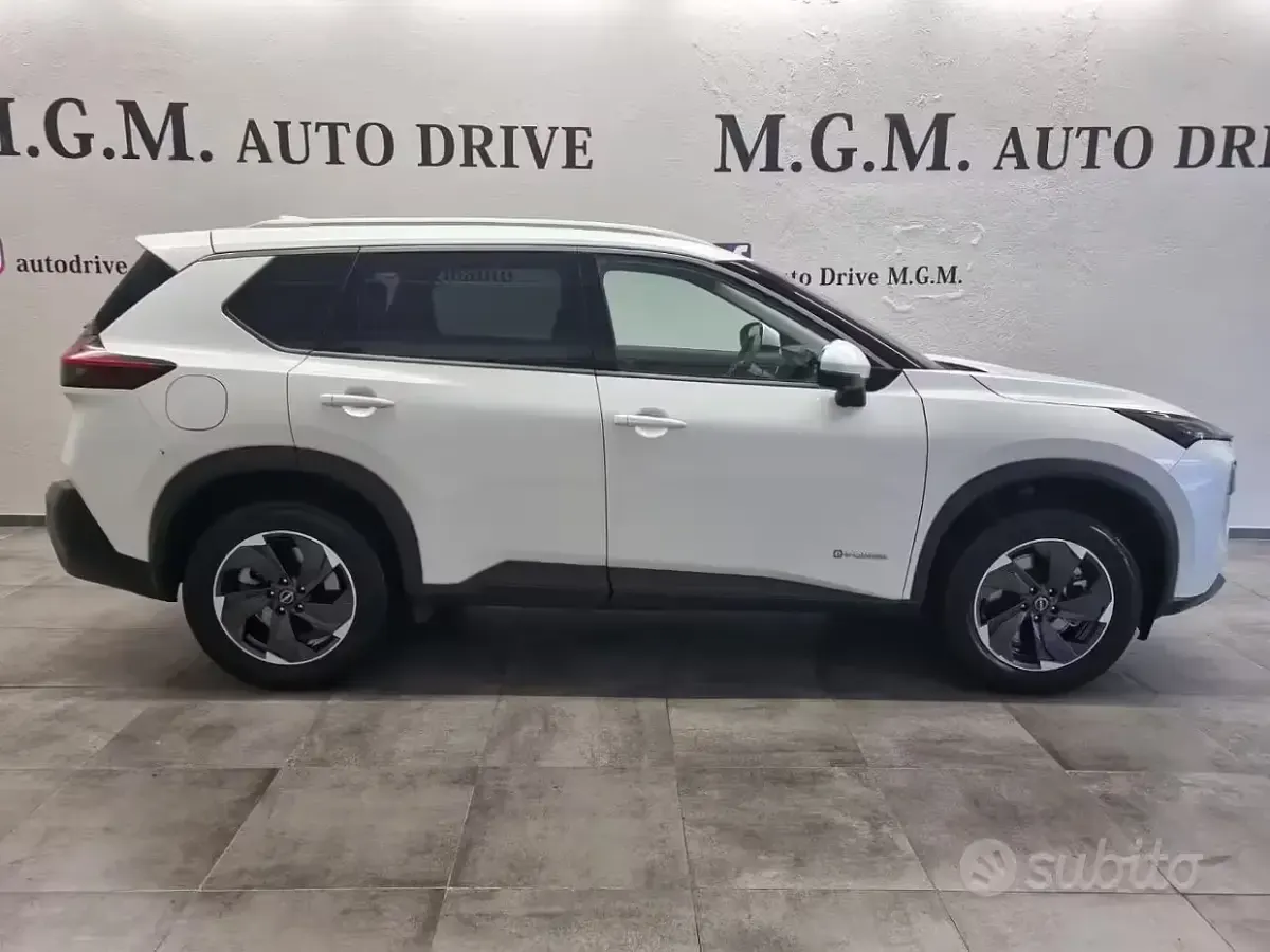 Usata Nissan X-Trail 158 CV (116 kW) 2025 Bianco SUV