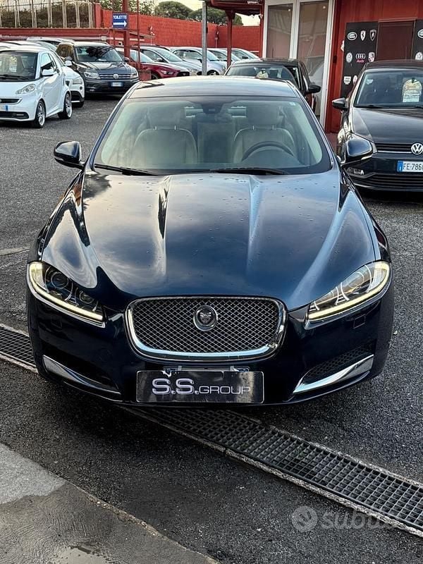 Usata Jaguar XF Premium Luxury 240 CV (176 kW) 2013 Blu Berlina