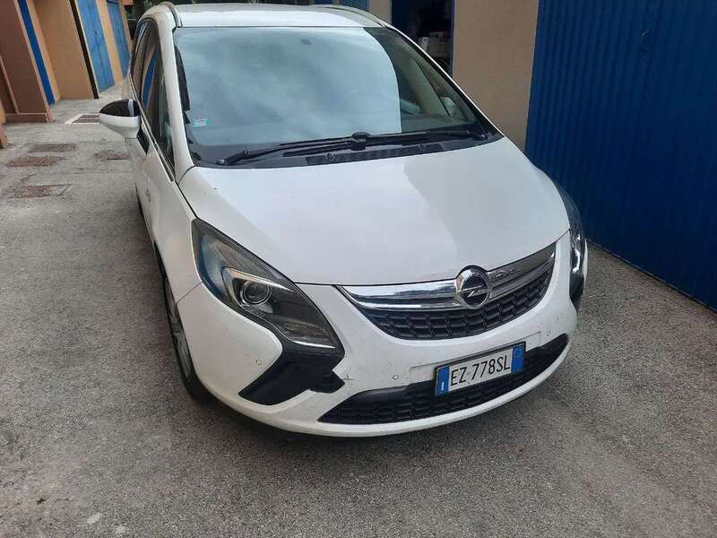 Usato 2015 Opel Zafira 1.6 CNG_Hybrid 150 CV (6.000 €)