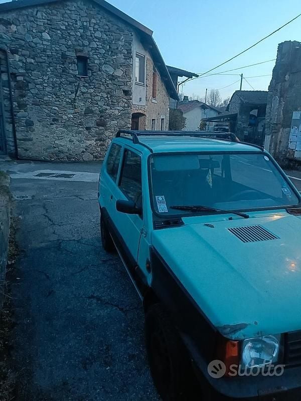 Usata Fiat Panda 54 CV (39 kW) 2001 Verde Utilitaria