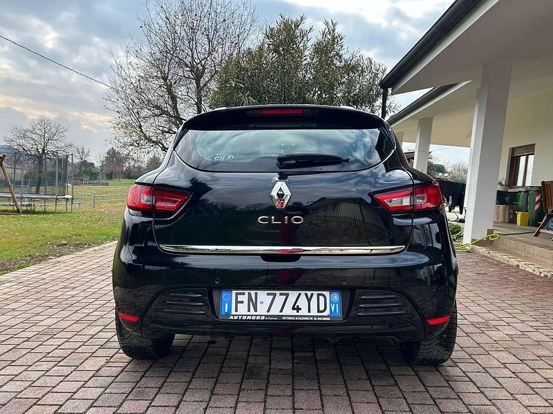 Usata Renault Clio IV 90 CV (66 kW) 2018 Nero Berlina