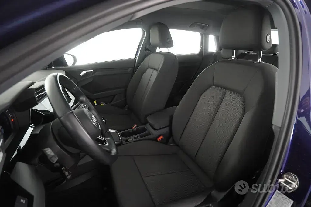 Usata Audi A3 116 CV (85 kW) 2021 Blu Berlina