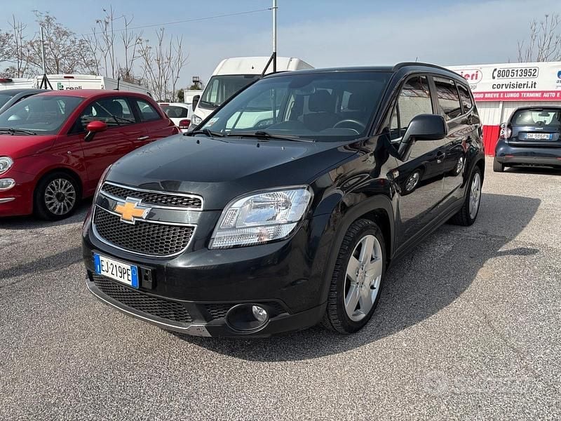 Usata Chevrolet Orlando LTZ 163 CV (119 kW) 2011 Nero Monovolume