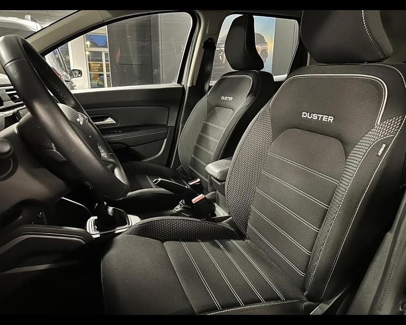 Usata Dacia Duster Journey 101 CV (74 kW) 2023 Grigio SUV