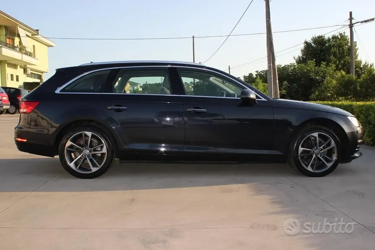 Usata Audi A4 S-Line 150 CV (110 kW) 2018 Nero Station wagon