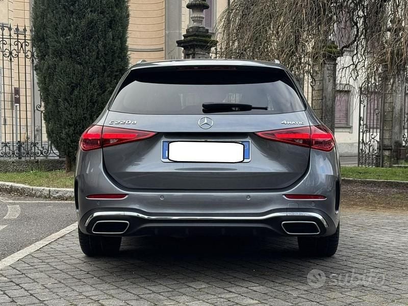 Usata Mercedes C220 Premium Plus 200 CV (147 kW) 2022 Grigio scuro Station wagon
