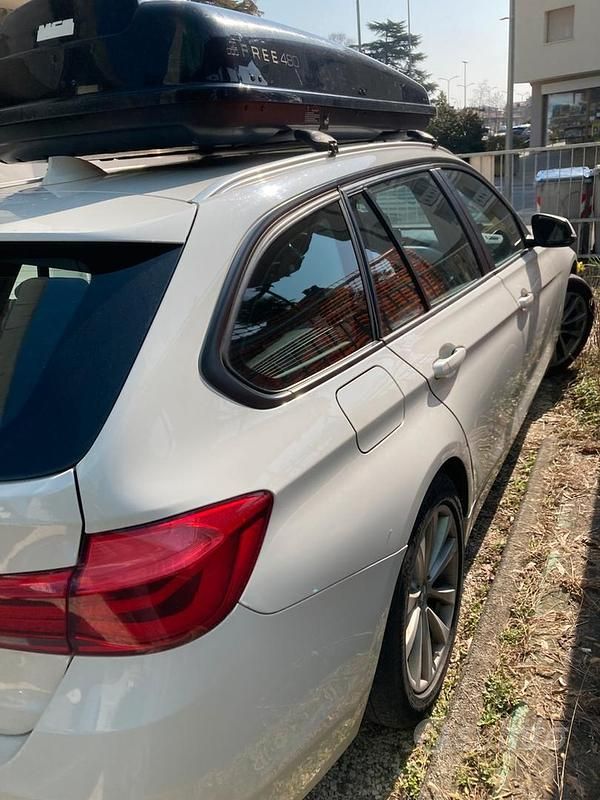 Usata BMW 318 Efficient Dynamics 147 CV (108 kW) 2018 Bianco Station wagon