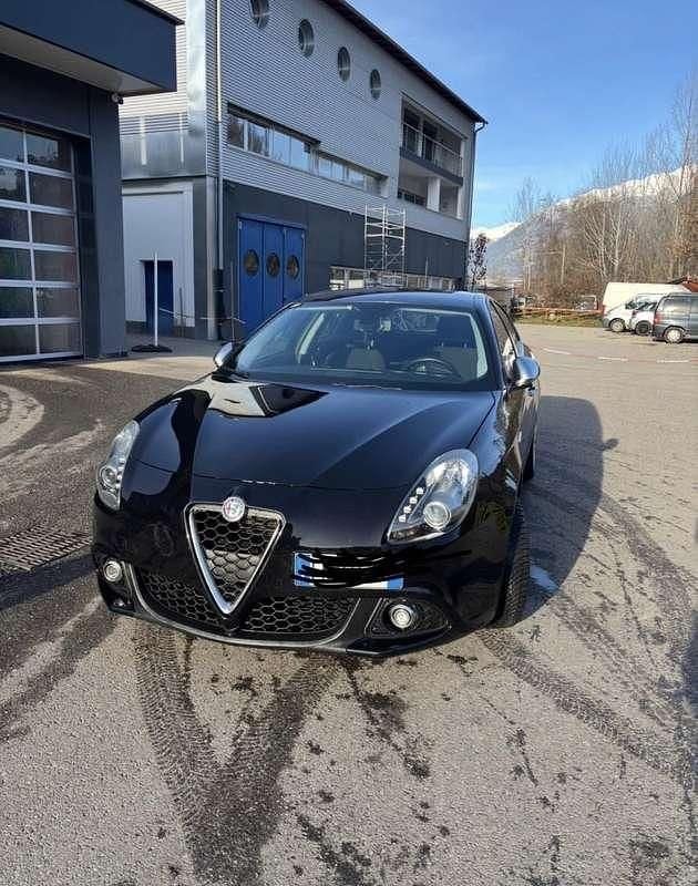 Usata Alfa Romeo Giulietta Super 120 CV (88 kW) 2017 Berlina