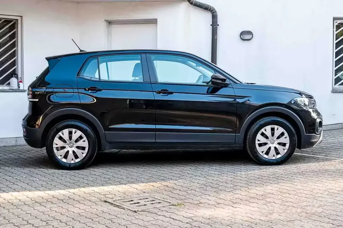 Usata VW T-Cross 95 CV (69 kW) 2020 Nero SUV