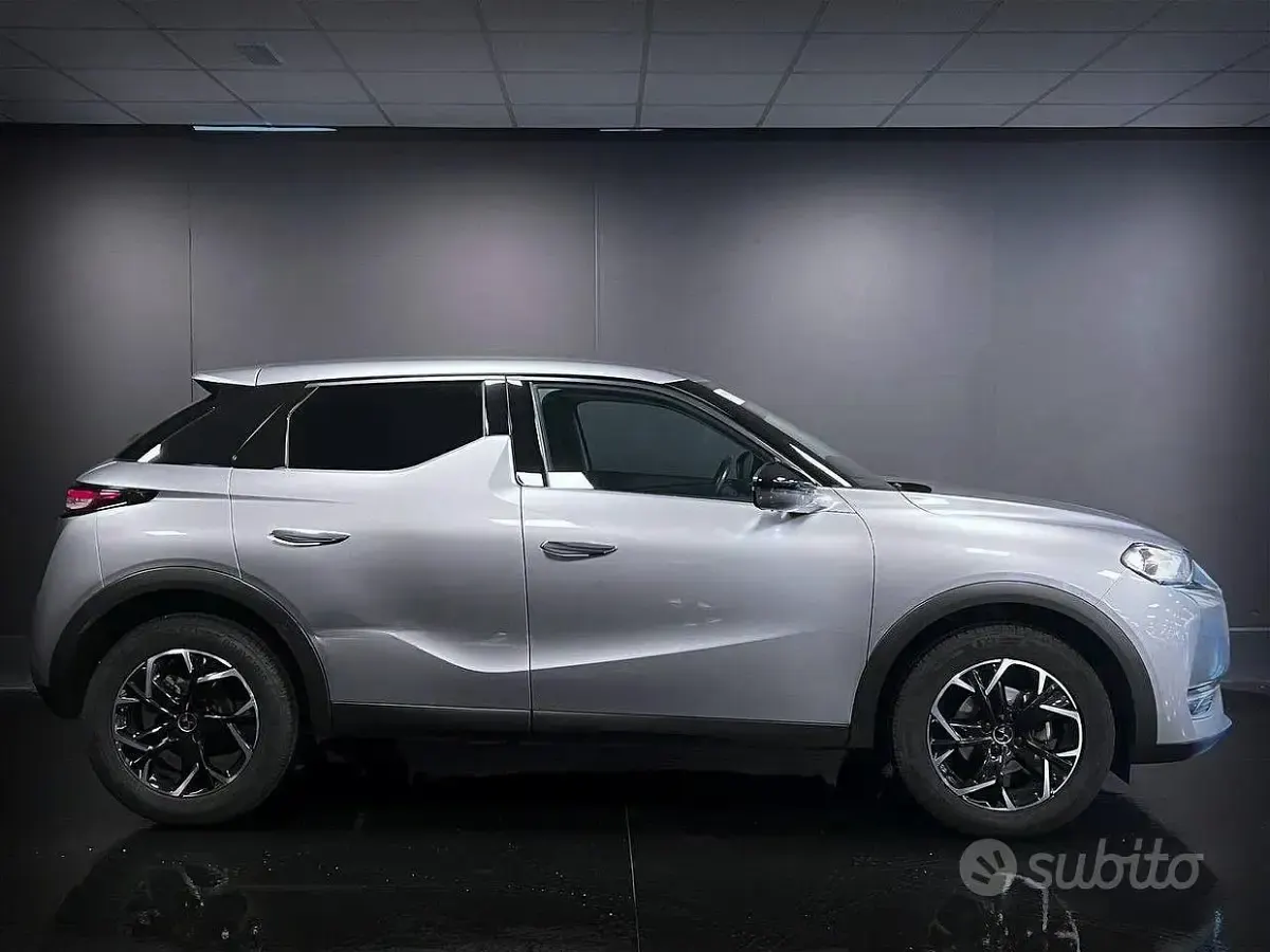 Usata DS Automobiles DS3 Crossback So Chic 102 CV (75 kW) 2022 Grigio metallizzato SUV