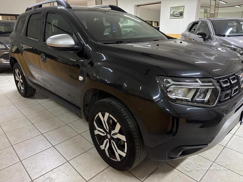 Usata Dacia Duster Prestige 115 CV (84 kW) 2022 Nero SUV