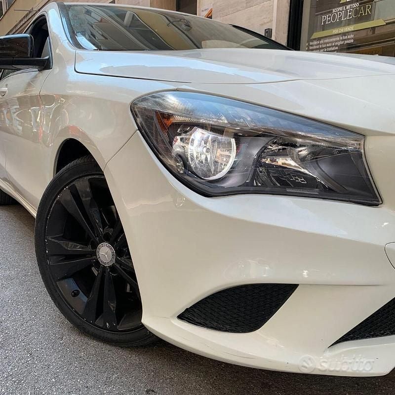 Usata Mercedes CLA180 Premium 109 CV (80 kW) 2014 Bianco Berlina