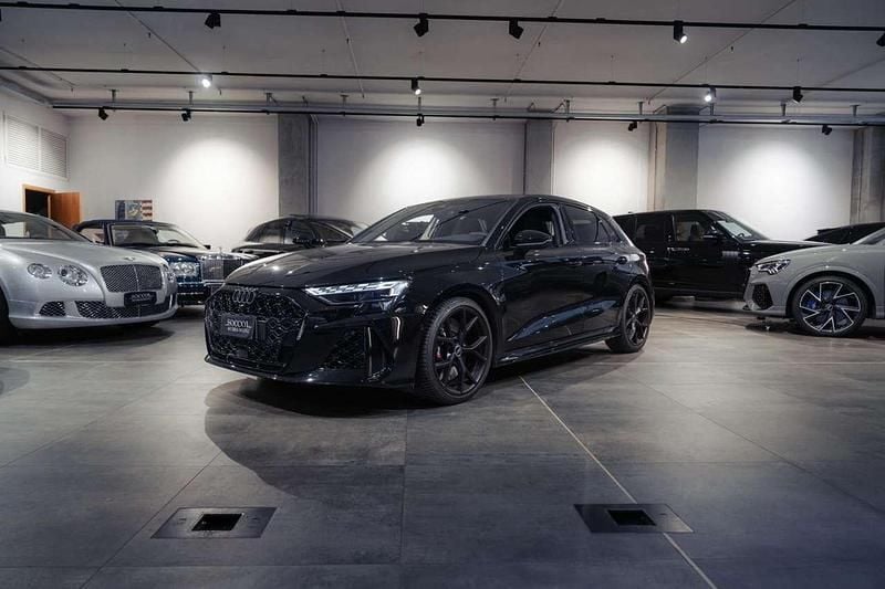 Usata Audi RS3 400 CV (294 kW) 2025 Nero Berlina