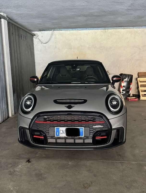 Usata Mini John Cooper Works Essential 231 CV (169 kW) 2023 Utilitaria