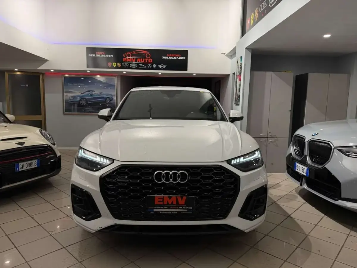 Begagnad Audi Q5 S-line plus 204 HK (150 kW) 2022 Vit SUV