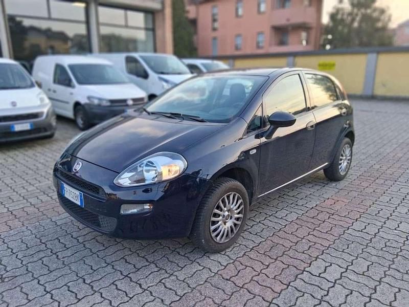 Usata Fiat Punto Street 77 CV (56 kW) 2018 Blu Berlina