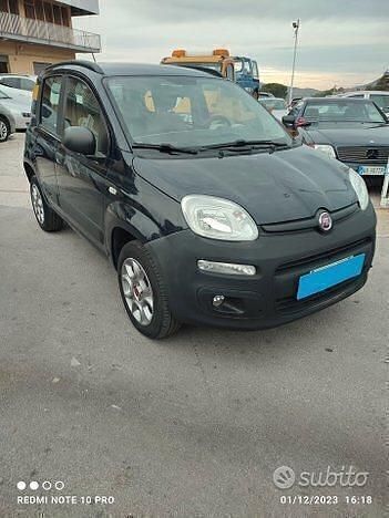 Usata Fiat Panda Cross Cross 90 CV (66 kW) 2016 Blu Utilitaria