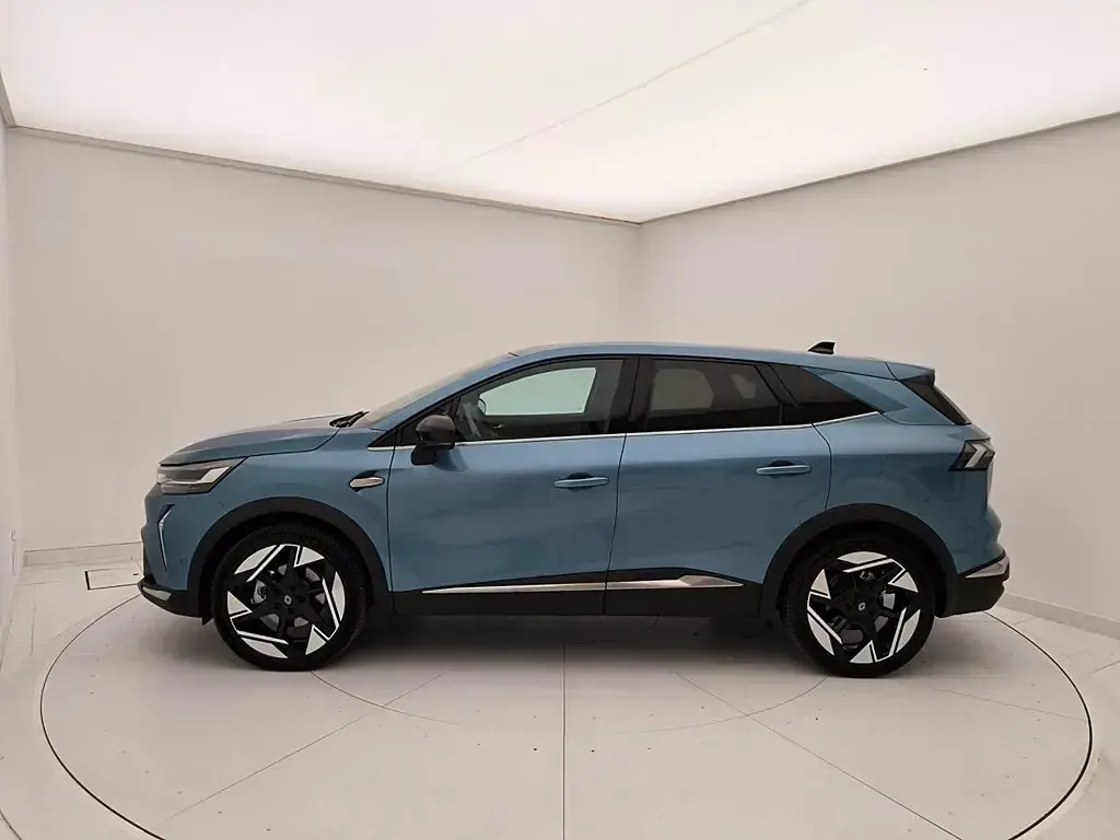 Usata Renault Symbioz Iconic 143 CV (105 kW) 2024 Blu mercure SUV