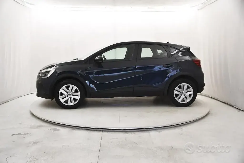 Usata Renault Captur Zen 101 CV (74 kW) 2021 Bluazzurro SUV