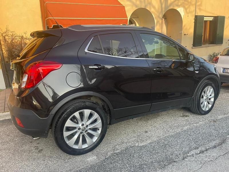 Usata Opel Mokka 136 CV (100 kW) 2015 Nero SUV