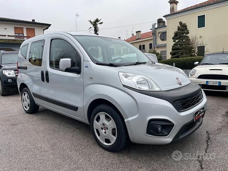 Usata Fiat Qubo Easy 95 CV (69 kW) 2020 Grigio Monovolume