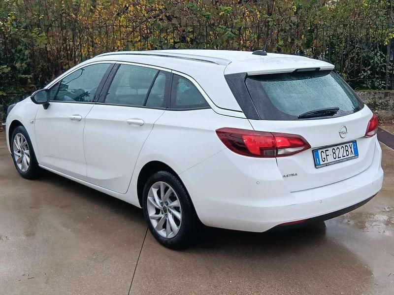 Usata Opel Astra Business Elegance 122 CV (89 kW) 2021 Bianco Station wagon