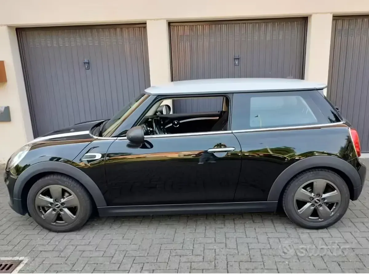 Usata Mini One D 2018 Nero Utilitaria